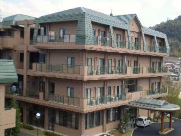 有料老人ホームポポロの森（常勤）の介護福祉士求人の写真