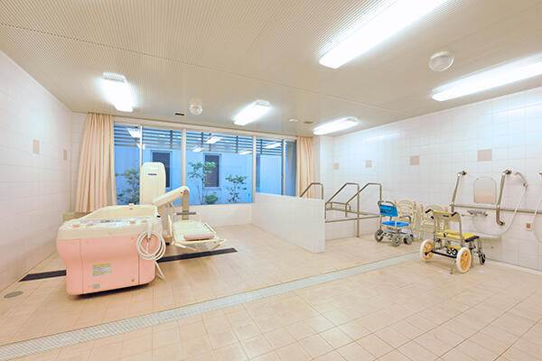 特別養護老人ホーム タマビレッジ（常勤）の准看護師求人メイン写真3