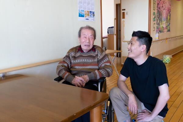 特別養護老人ホーム ハピネスあだち（常勤）の介護福祉士求人メイン写真2