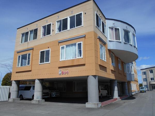 介護付き有料老人ホーム あかり（正社員）の介護職求人の写真