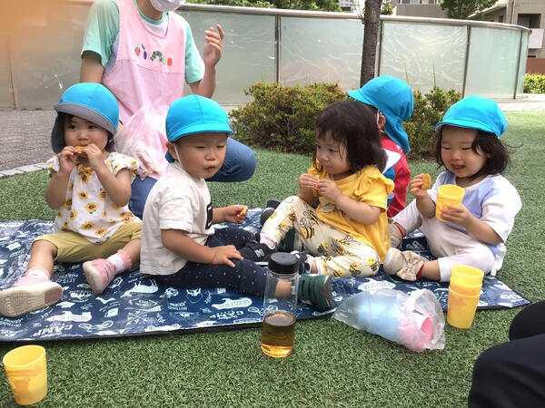 フロンティアキッズ夏目坂分園（正社員）の保育士求人メイン写真4