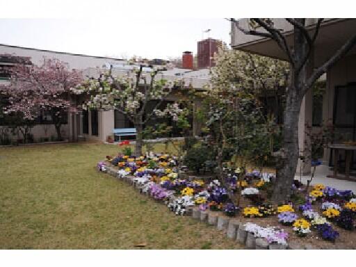 特別養護老人ホーム岡本荘（常勤）の介護職求人メイン写真4