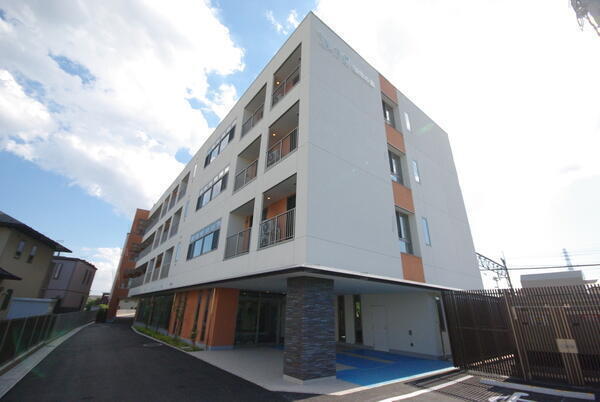 特別養護老人ホーム 万葉堀米の里（生活相談員/パート）の介護福祉士求人の写真