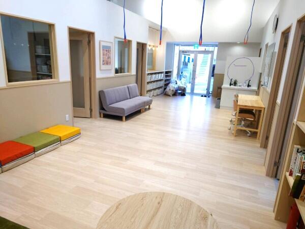 放課後等デイサービス  まなびクラブ新丸子教室（児童指導員/常勤）の社会福祉士求人メイン写真5