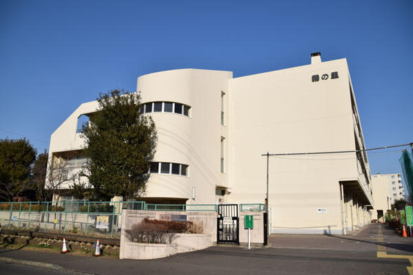 横浜市霧が丘地域ケアプラザデイサービスセンター（生活相談員・管理職候補/常勤）の介護職求人の写真