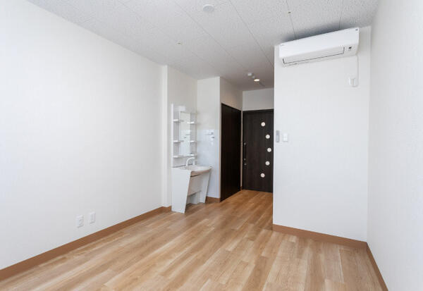 住宅型有料老人ホーム夢眠もばら（日勤常勤）の准看護師求人メイン写真3