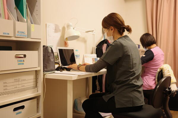 松原アーバンクリニック／松原ナースケア・ステーション（パート）の作業療法士求人メイン写真3