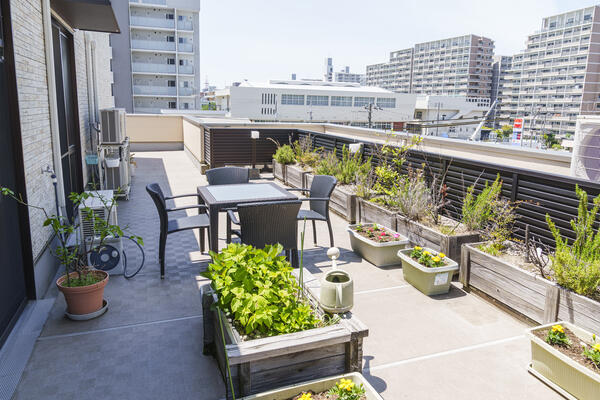 特別養護老人ホーム らんまん鶴見（常勤）の介護福祉士求人メイン写真2