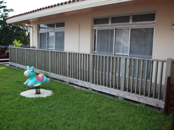 名護療育医療センター　院内託児所どんぐり（臨時職員/常勤） の保育士求人メイン写真2