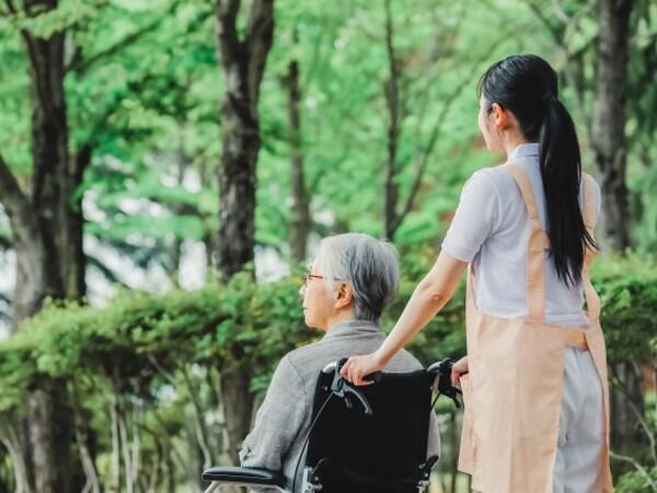 グループホーム プラチナホーム海老名（夜勤専従/パート）の介護福祉士求人の写真