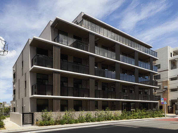 介護付有料老人ホーム チャームスイート本駒込（常勤）の介護福祉士求人の写真