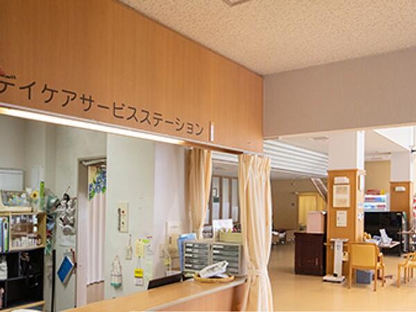 介護老人保健施設 ローズむらやま（常勤）の理学療法士求人メイン写真4