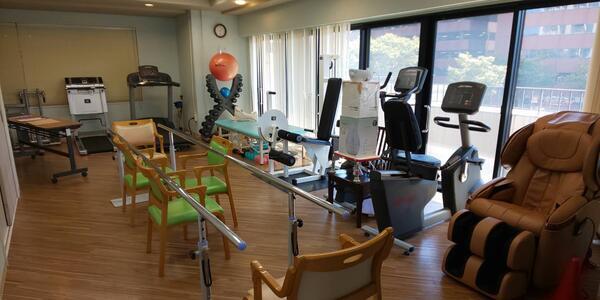 住宅型有料老人ホームらくらす浅野 （夜専常勤）の准看護師求人メイン写真3