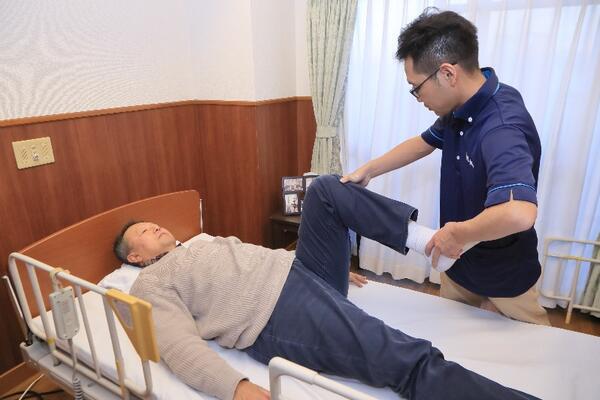 介護付有料老人ホームラ・プラスヒルトップ（常勤）の理学療法士求人の写真