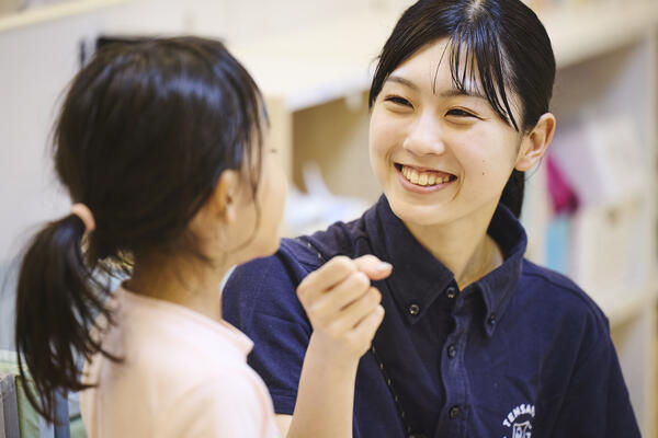 天才キッズクラブ 楽学館保育園（常勤）の保育士求人サブ写真2