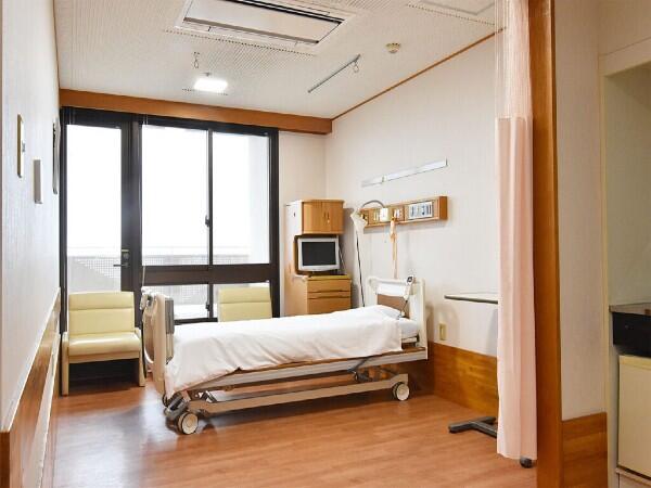 中国労災病院（病棟/常勤）の看護師求人メイン写真3