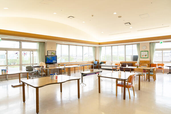 特別養護老人ホーム土佐清風園（常勤/嘱託職員）の介護職求人メイン写真3