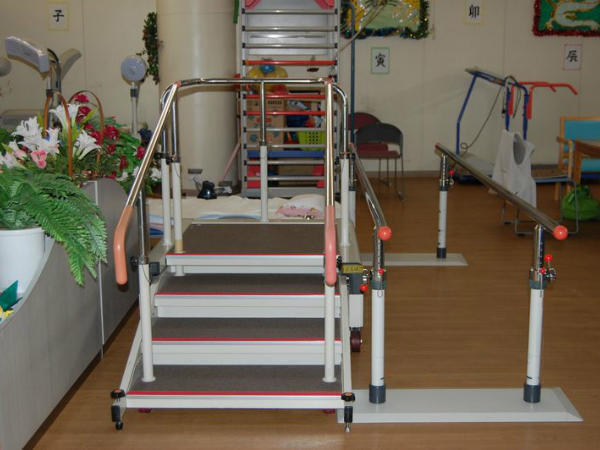 デイサービス サンブリッジ(契約職員/常勤)の介護福祉士求人の写真