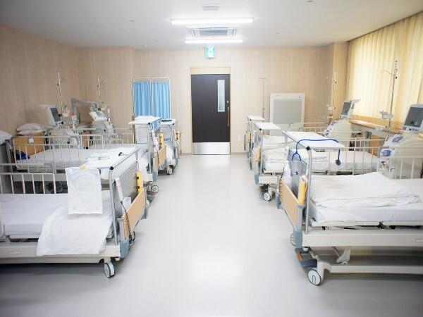 平安の森記念病院（透析室/常勤）の准看護師求人メイン写真2