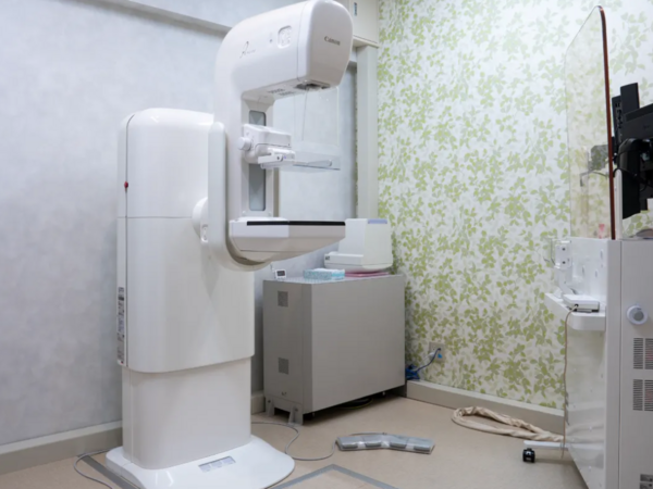 スマイル健康クリニック東京（パート）の診療放射線技師求人メイン写真2