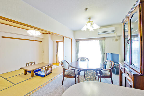 有料老人ホーム豊田ほっとかん（夜勤専従パート）の看護師求人メイン写真4