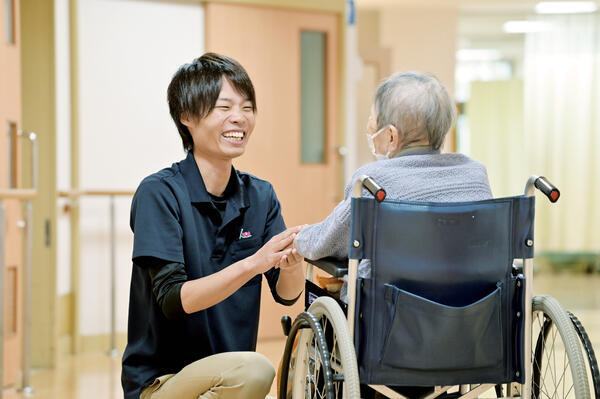 特別養護老人ホームいずみ神川（常勤）の介護職求人メイン写真2