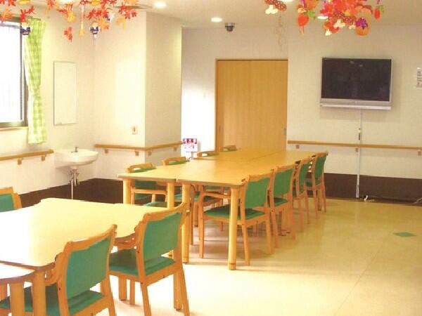 介護付き有料老人ホーム ミヨ倶楽部堺（パート）の介護職求人メイン写真4