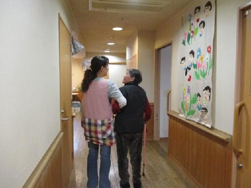 第三光陽苑いずみグループホーム（フルタイムパート）の介護福祉士求人メイン写真2