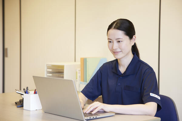 ニチイケアセンターおかや（サービス提供責任者/訪問介護/パート）の介護福祉士求人サブ写真1