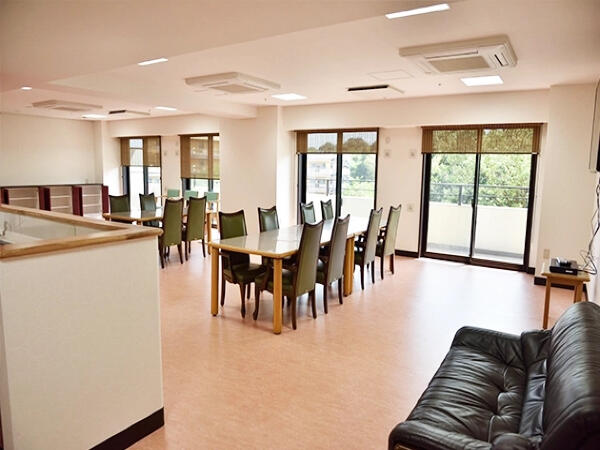 介護付有料老人ホームヴィラ城山（パート）の清掃員求人メイン写真3