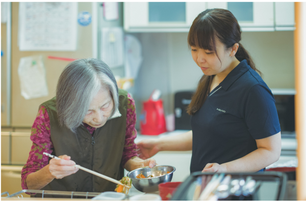 グループホームえんじゅ久松台（常勤） の介護福祉士求人メイン写真2