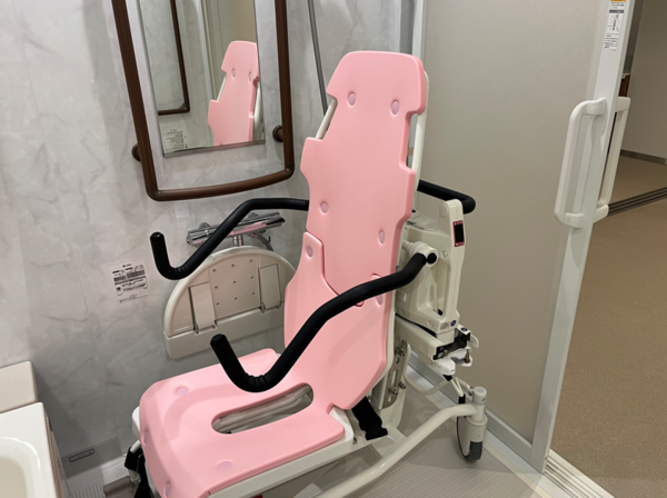 特別養護老人ホーム 青山スクウェアー（常勤）の介護職求人メイン写真5