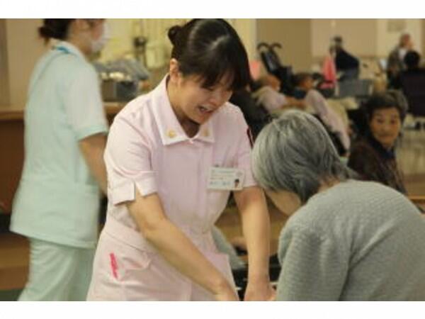 介護老人保健施設 生愛会ナーシングケアセンター(常勤)の准看護師求人の写真