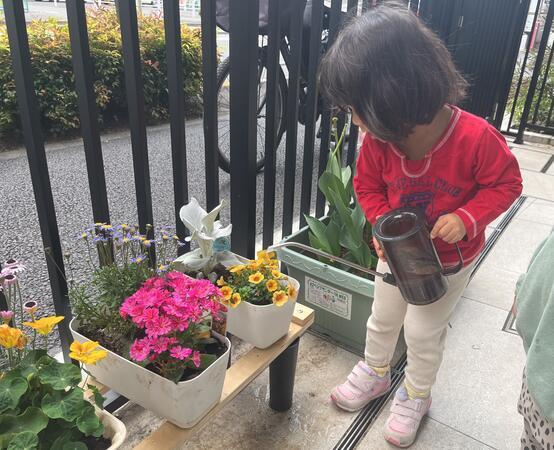 フロンティアキッズ夏目坂本園（正社員）の保育士求人メイン写真2