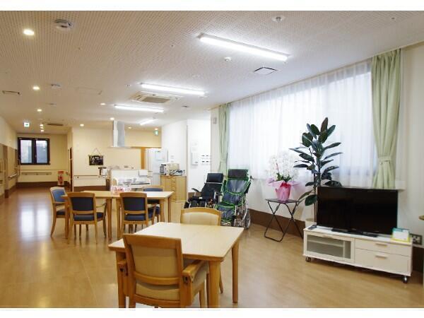 地域密着型特別養護老人ホーム 抱優館南光台東（常勤）の准看護師求人メイン写真2