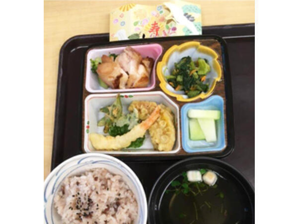 介護老人保健施設 大今里ケアホーム(パート)の作業療法士求人サブ写真1