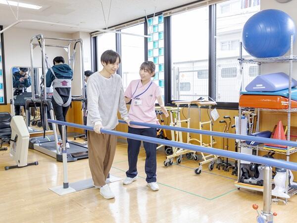 荒木脳神経外科病院（常勤）の看護助手求人メイン写真4