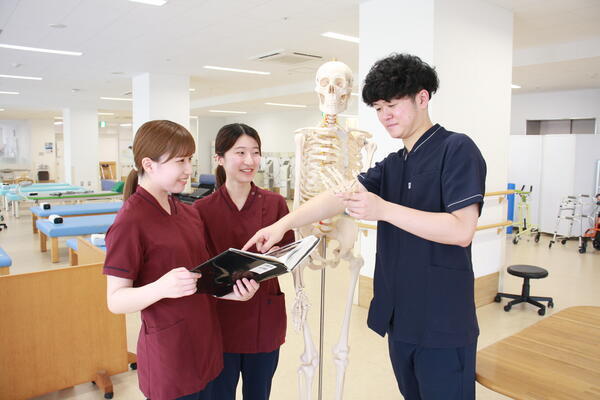 甘木中央病院（常勤）の理学療法士求人メイン写真4