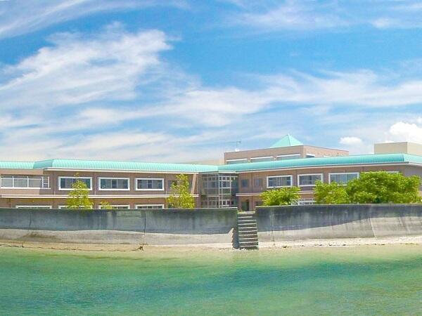 和ホスピタル(常勤)の介護福祉士求人の写真