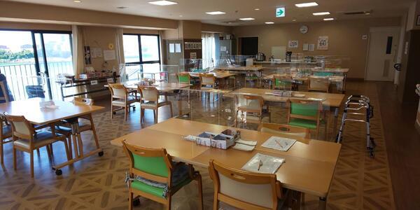 デイサービスセンター風の花（管理職/常勤）の介護福祉士求人メイン写真2