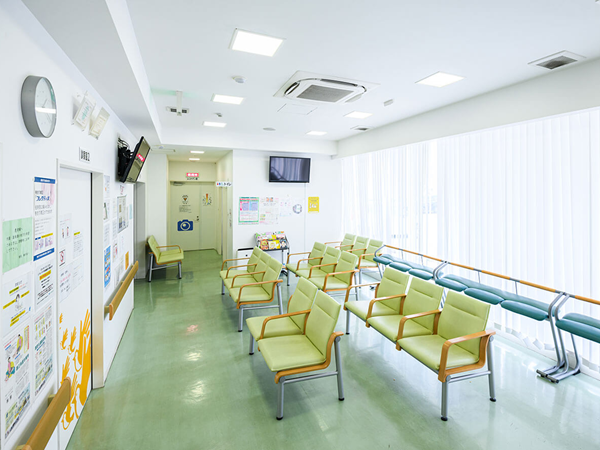 やえせ整形外科 (常勤)の理学療法士求人の写真