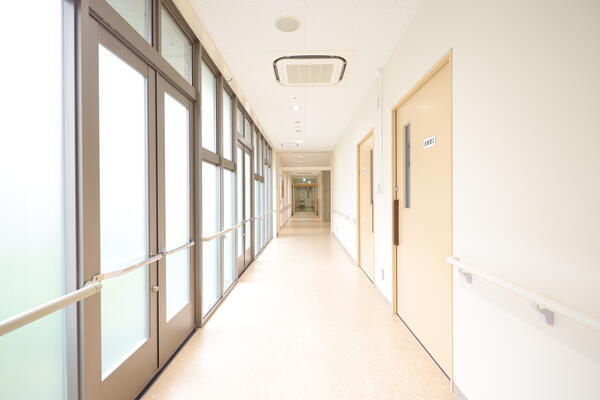 光愛病院（夜勤専従パート）の看護師求人の写真