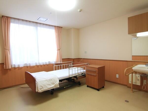 かわにし苑（常勤）の准看護師求人メイン写真2