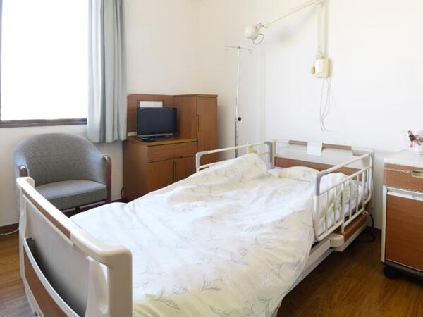 高陵クリニック（病棟・透析室 / 常勤）の准看護師求人メイン写真2