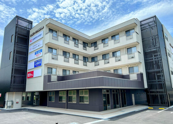 住宅型有料老人ホーム ヴェルハーモニーWest・East（パート）の調理師/調理員求人の写真