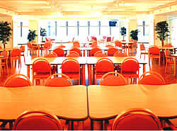 介護老人保健施設アゼリア（常勤）の介護福祉士求人メイン写真4