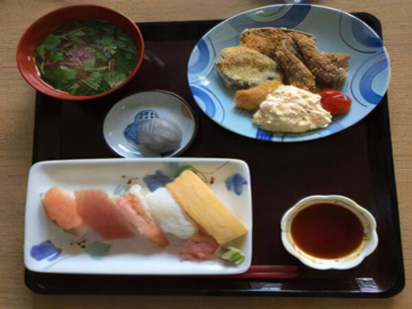 養護老人ホームシルバーケア武雄（常勤）の調理師/調理員求人メイン写真2