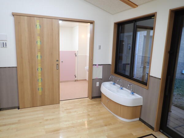 平和台病院（常勤）の保育士求人メイン写真3