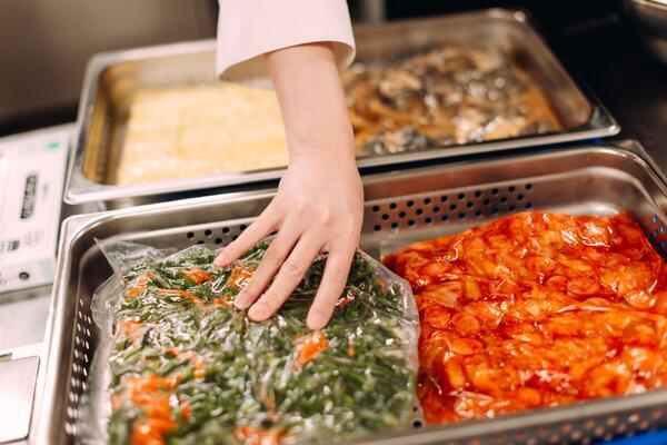 タムスデリ船橋(食品製造スタッフ/常勤)の調理補助求人サブ写真1