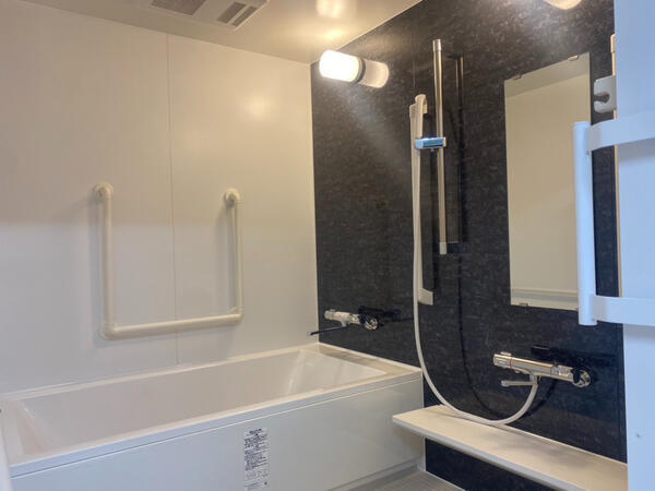 住宅型有料老人ホーム ヴェルハーモニーWest・East（常勤）の介護職求人メイン写真4